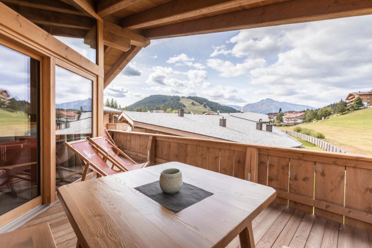 Loewen Chalets Seefeld in Tirol Exterior photo
