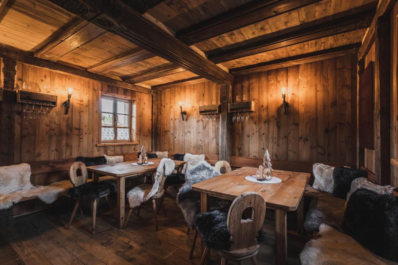 Loewen Chalets Seefeld in Tirol Exterior photo