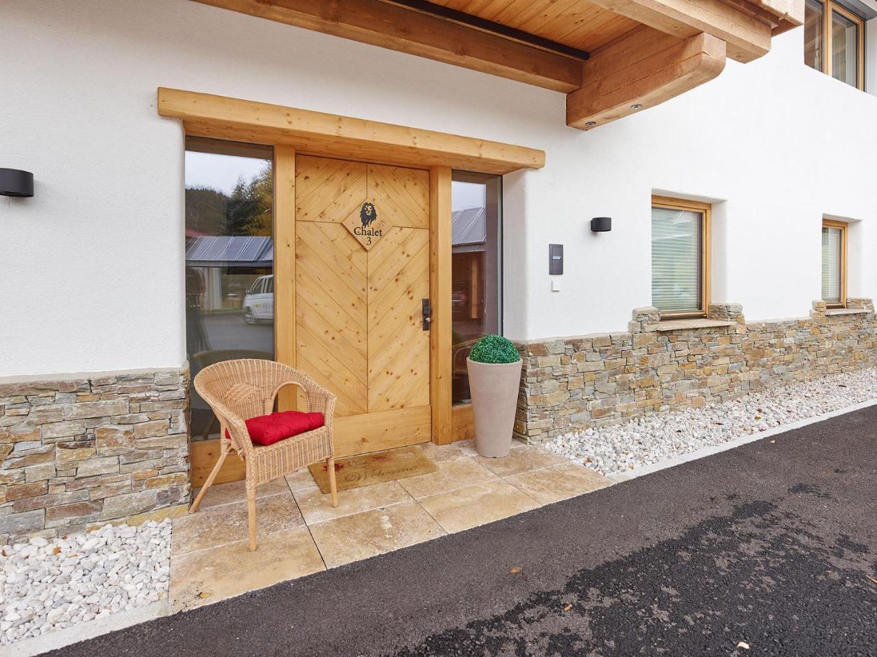 Loewen Chalets Seefeld in Tirol Exterior photo